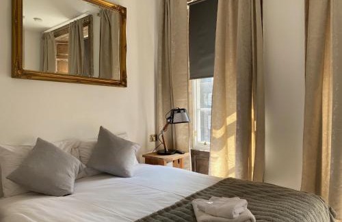 Old Town Apartamento | Royal Mile Suites by the Castle