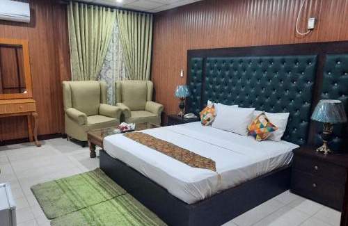 F-8 Sector Casa | Royal Motel Executive