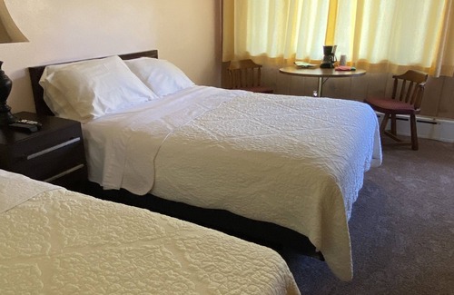 Ironwood Hotel | Royal Motel