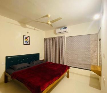 Pune Apartamento | Royal Nest - Viman Nagar -1 km from Airport