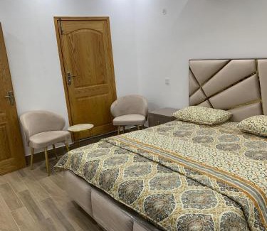 Lahore Apartamento | Royal night hotel