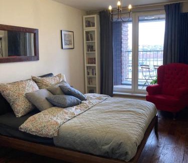 Stare Podgorze Apartamento | Royal Oak - 3BD 2BA apartment with parking and river view