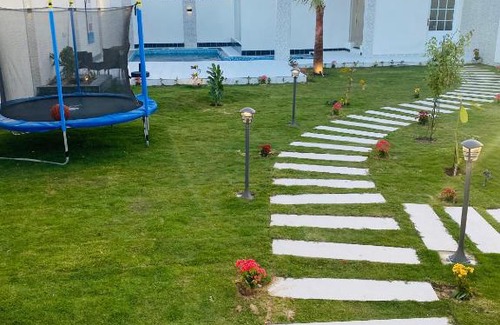 Al Khobar Chalet De Esquí | Royal Oasis Resort
