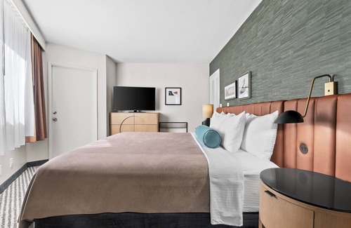 Westwood Hotel | Royal Palace Westwood