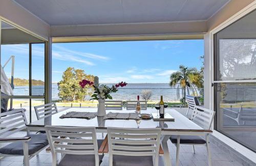 Central Coast Casa | Royal Retreat Peaceful Lakefront
