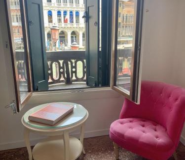 San Polo Apartamento | Royal Rialto Apartment - Grand Canal View