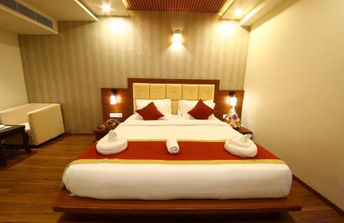 Thigalarapalya Hotel | Royal Stay