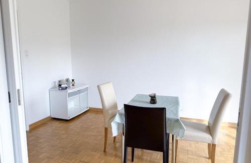 Brunnadern Apartamento | Royal Stay - Spacious City Apartment - Best Location Bern