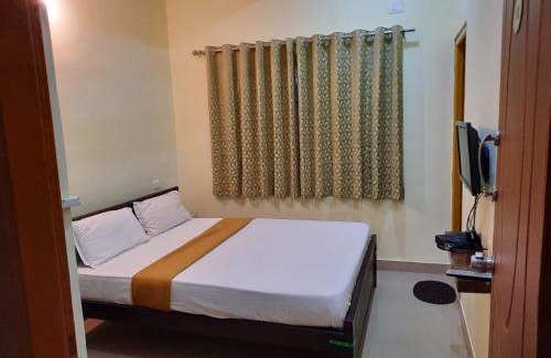 Mysore Cabina | Royal Suvarna Comforts