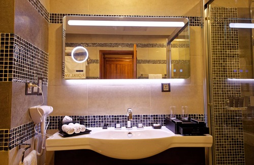 Lahore Hotel | Royal Swiss Lahore