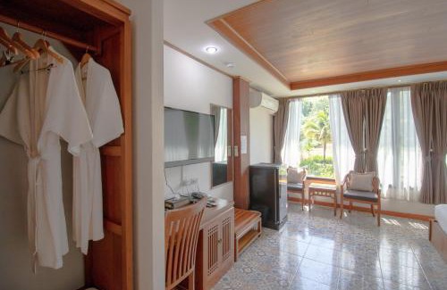 Ban Pong Hotel | Royal Train Garden Resort