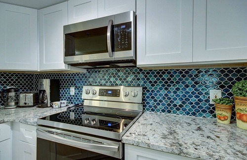 Clearwater Condominio | The Avalon Royal Tropical : Warm, Exotic and Colorful