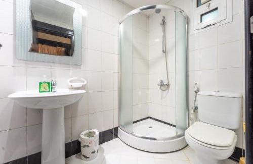 Al Majaz Apartamento | Royal Tulip Apartments