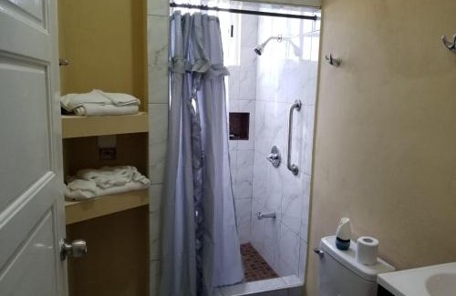 Belize City Apartamento | Royal View Apartment Plus