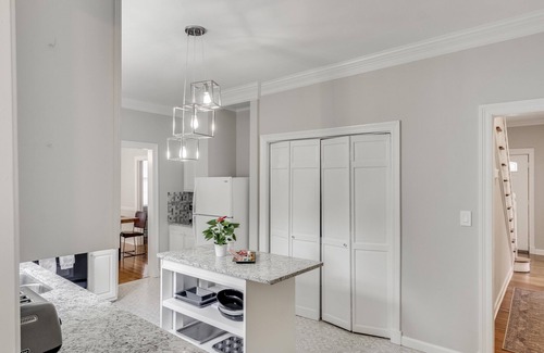 Fondren Casa | Royal Villa!