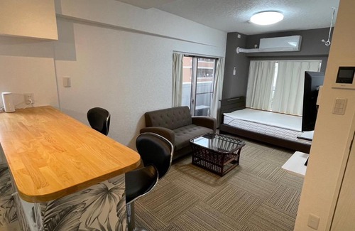Yokosuka Apartamento | ROYAL YONEGAHAMA ｌ米が浜通