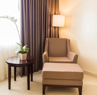 Clark Hotel | Royce Hotel & Casino