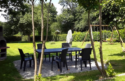 Caurel Casa | 8-person gîte with sauna, close to Lac de Guerledan, "the place to be!