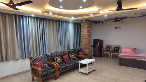 Raebareli Apartamento | RP Green Complex 1BHK Apartment