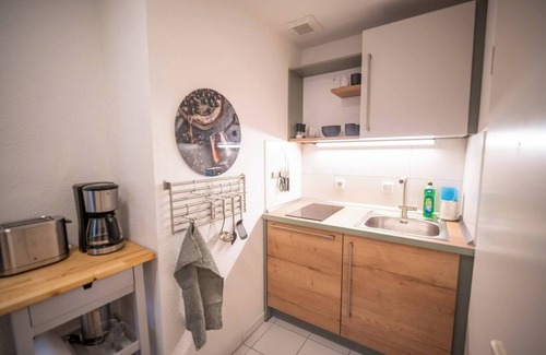 Ottersleben Apartamento | RR | Cozy Apartment | Parking | Kitchen | WIFI