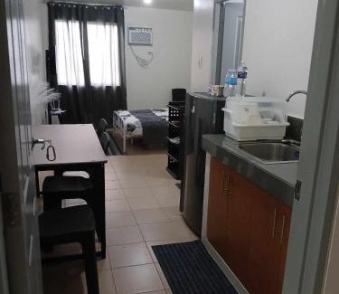 Commonwealth Apartamento | RR's Long Stays Commonwealth Quezon City