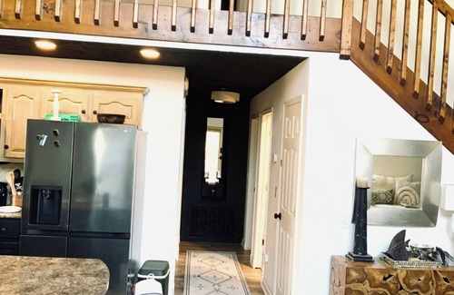 Counce Casa | RRLAKEHOUSE-COZY CABIN IN HEART OF PICKWICK!🩵🏡 W/ FUN BILLIARDS ROOM!!🎱