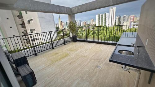 Madalena Apartamento | RS 704 · RS 704 - Varanda VIP Exclusiva no Tolive Riverside