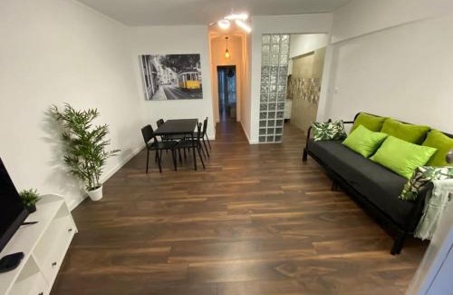 Linda-a-Velha Apartamento | RS AL Cruz Quebrada