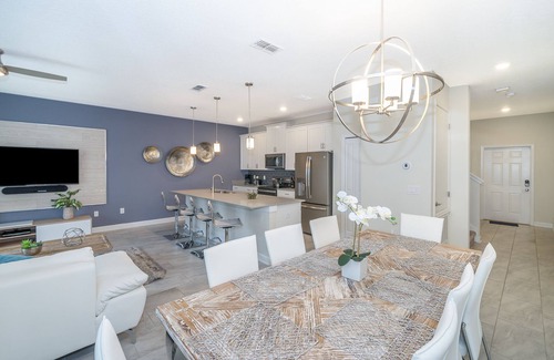 Campbell Casa | (HT4964) Storey Lake Home 4/3 Piscina privada y parque acuático gratuito