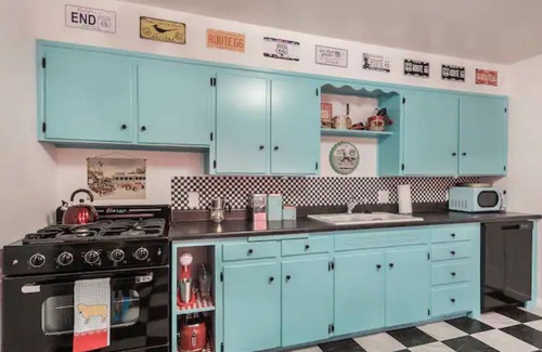 Amarillo Casa | RT 66 mid-Century home with hip-retro vibes.