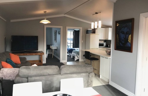 Ruakaka Apartamento | Ruakaka River & Beach Apartment