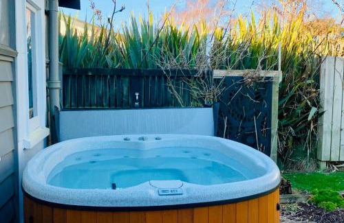 Ohakune Casa | Ruapehu Cottage - Ohakune Holiday Home