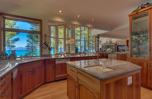 Tahoma Casa | Rubicon Bay Lake Front - 5 HAB con muelle privado, boya y playa de arena