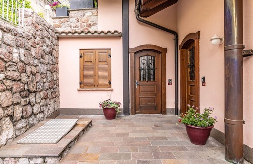San Lorenzo Dorsino Apartamento | Rubino in Molveno on the shores of Italy's most beautiful lake