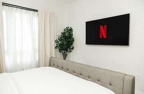 Miracle Mile Apartamento | Ruby 2 BR apt in MiracleMile