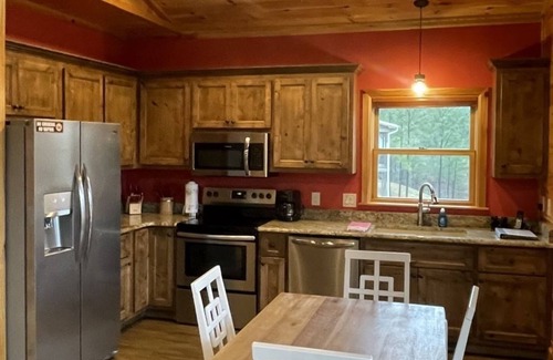 Tellico Plains Cabina | ¡Nuevo listado! Ruby Bear - 2 dormitorios, 1 baños, duermen 4