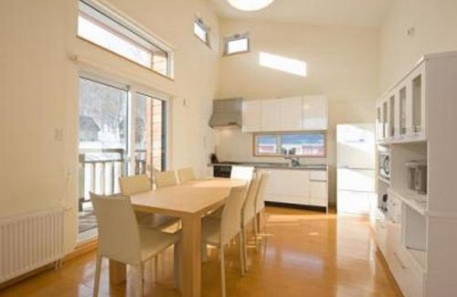 Hirafu Chalet De Esquí | Ruby Chalet