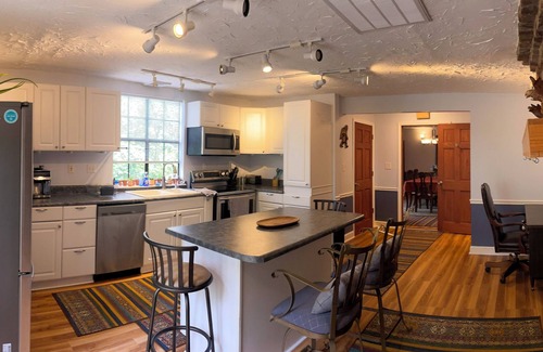 Chattanooga Cabaña | Ruby Falls Cottage nCozy 2-bedroom on lookout mountain with AC, WiFi