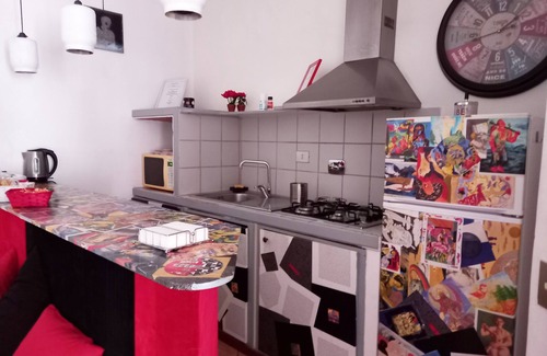 Ostiense Casa | RUBY RED