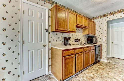 Savannah Casa | Ruby Red Reels- 15 Mins to Downtown