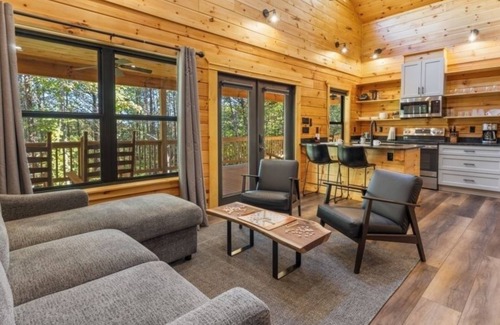 Tellico Plains Casa | Ruby's Retreat - 1 Bedrooms, 1.5 Baths, Sleeps 8 by RedAwning