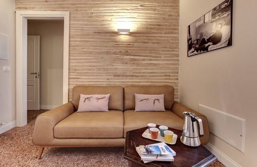 San Polo Apartamento | Rugabella Rialto by Wonderful Italy