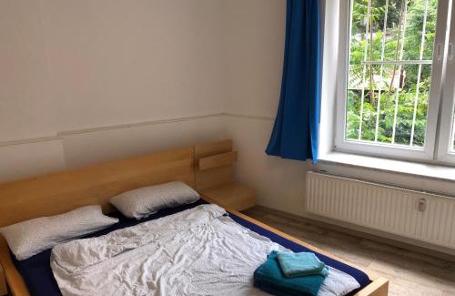 Giebichenstein Apartamento | Ruhige EG Wohnung bei der Burg