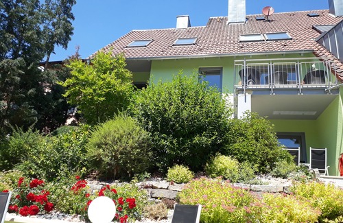 Mainstockheim Apartamento | Ruhige Ferienwohnung mit Sonnenterrasse und Pool im Weinort Mainstockheim