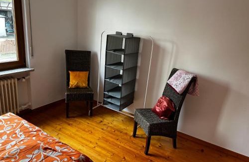 Emmelshausen Apartamento | Ruhige Ferienwohnung mit neuer Küche und neuem Bad