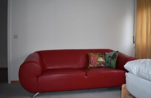 Zollikofen Apartamento | Ruhiger Vorort Bern kostenloses Parken 6km Zentrum