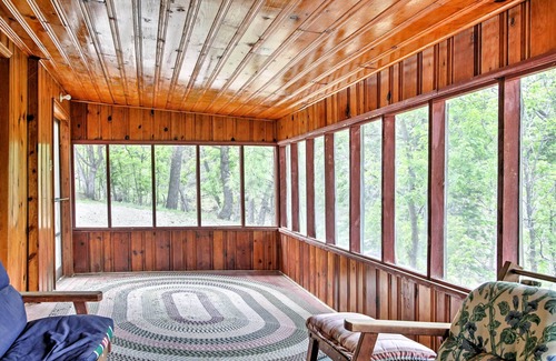 Ruidoso Cabaña | Ruidoso Cabin w/ Sunroom, Surrounded By Wildlife!