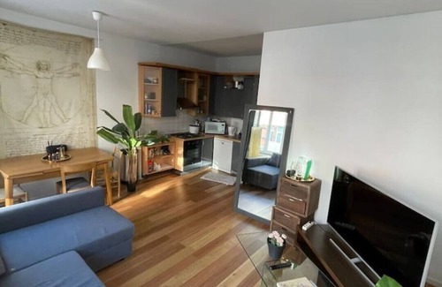 Koekelberg Apartamento | Ruim en Gezellig Appartement