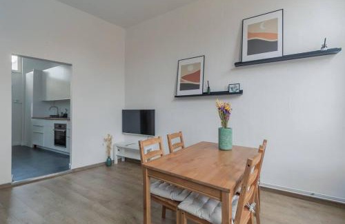 Heilig Kerst Apartamento | Ruime studio in centrum voor 4