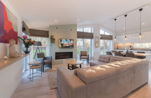 Wemeldinge Casa | Vakantiehuis Ruisweg 109 by Interhome
